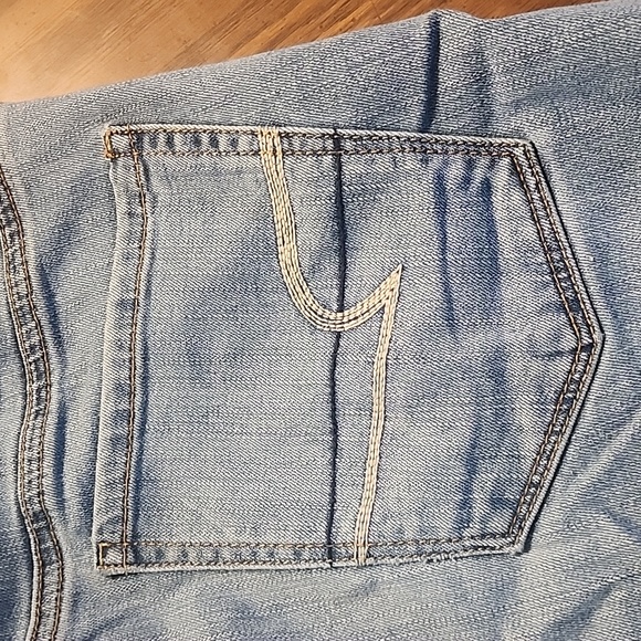 American Eagle Super High Rise Jeggings - Picture 11 of 12